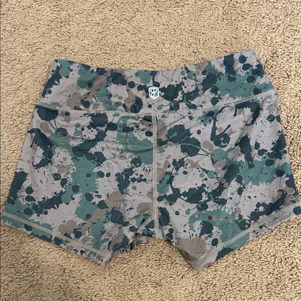 Born primitive shorts